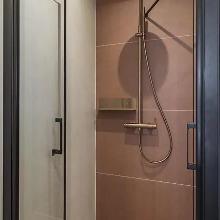 Ms Champs Elysees Avenue